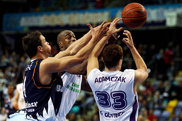 不缺少悬念 不缺少悬念